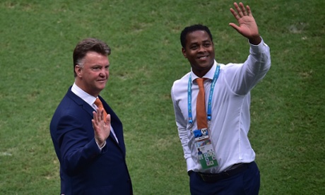 Holland coach Louis van Gaal and sidekick Patrick Kluivert