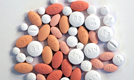 Several different types of statin statins pills tablets