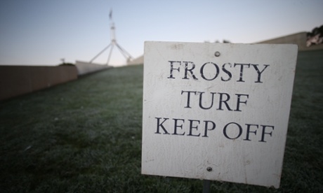 A frosty morning in Canberra as Tony Abbott accuses asylum seeker mothers on suicide watch of 