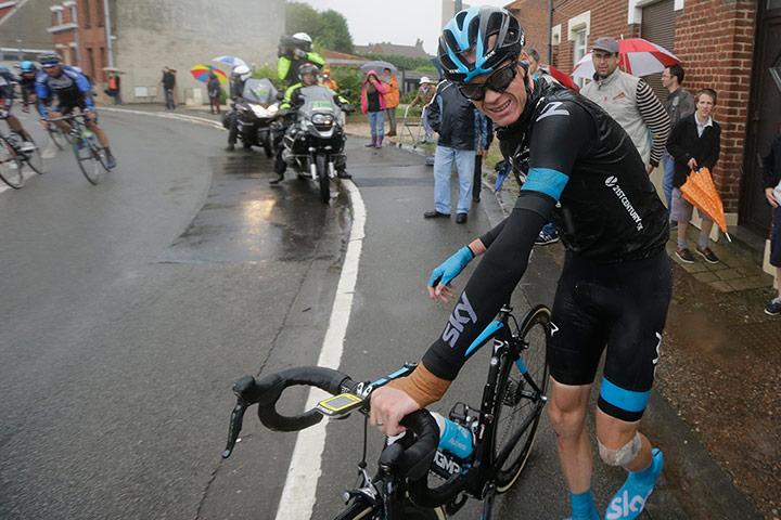 froome: Froome looks in pain 