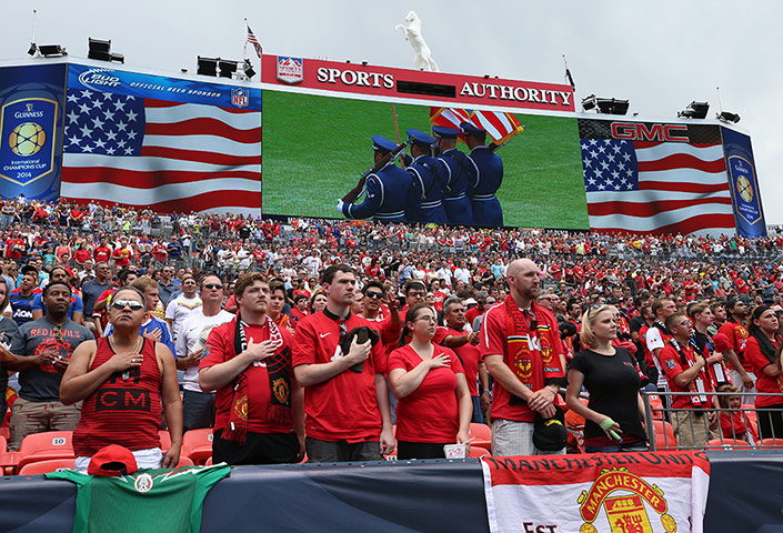 EPL in USA: Patriotism from the United fans 