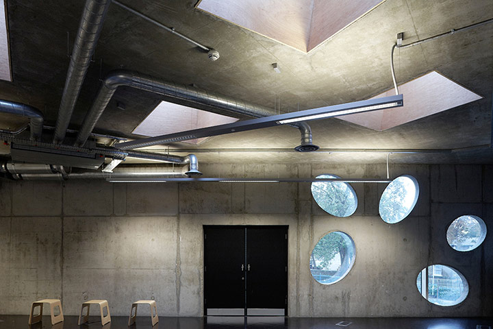 David Adjaye: Stephen Lawrence Centre interior