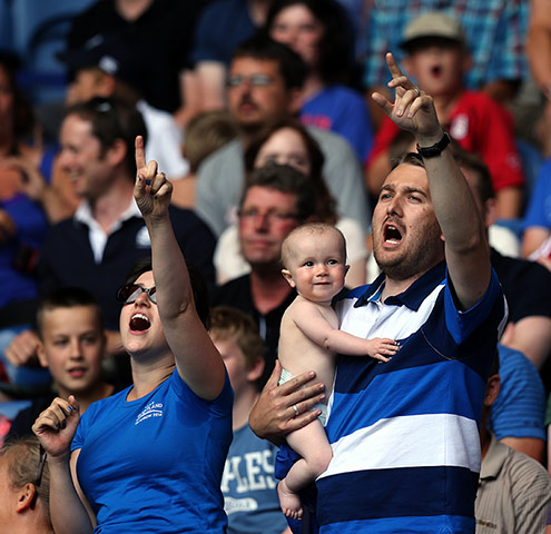 weirdsport: Scottish fans cheer