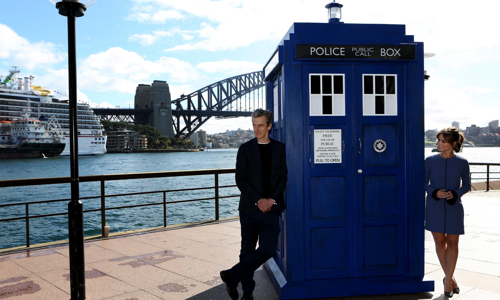 Tardis lands on Sydney harbour as Doctor Who takes a world Tardis lands on Sydney harbour as Doctor Who takes a world