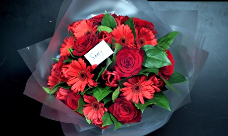 What's the best way to deliver a public apology? 