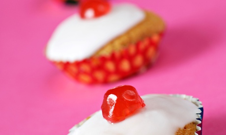 Fairy cakes with glace cherries. Image shot 2006. Exact date unknown.