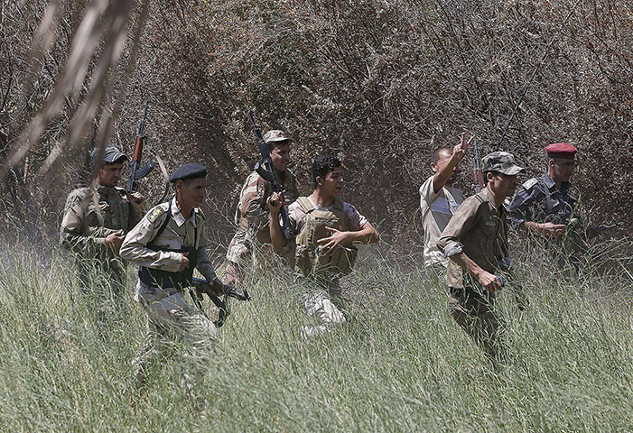 20 Photos: Iraqi soldiers from the Abbas Unit in Jurf al Sakhr 