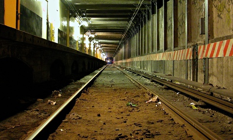 New York tunnel