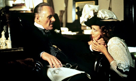 Anthony Hopkins and Emma Thompson in Howards End 