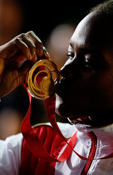Tom Jenkins day 10: Nicola Adams kisses her gold medal 