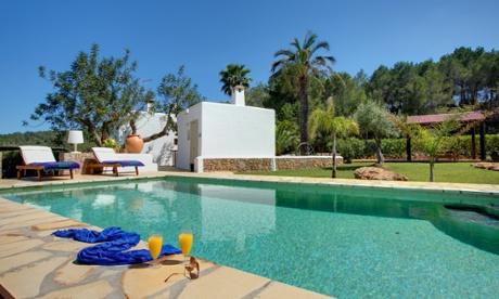 Atzi II, Ibiza