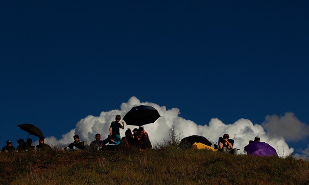 Sydney, Australia: Crowds gather to watch the V8 Supercar Championship Series at Sydney Motorsport Park.