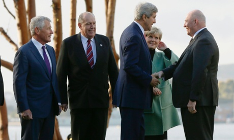 Australian Governor-General Sir Peter Cosgrove (R) greets U.S. Secretary of State John Kerry, next to (L-R) U.S. Secretary of Defense Chuck Hagel,  Australian Defence Minister David Johnston and Australian Foreign Minister Julie Bishop before the AUSMIN meeting at Admiralty House in Sydney, August 12, 2014.