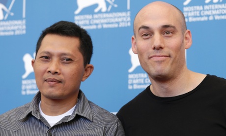 Adi Rukun and Oppenheimer at the press call for The Look of Silence.