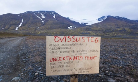 A road closed near the Bardarbunga volcano