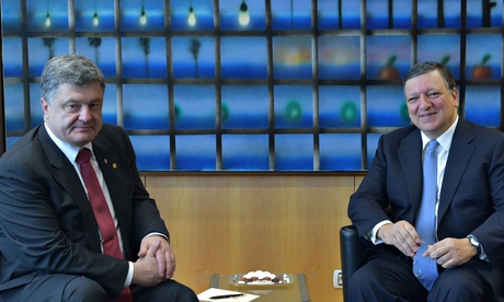 Petro Poroshenko e José Manuel Barroso reúnem-se em Bruxelas