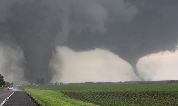 Deadly twin tornadoes tear through of Pilger in Nebraska - video