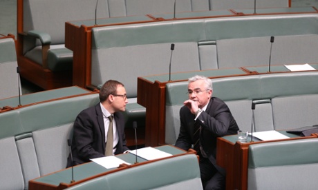 Independent MP Andrew Wilkie and Greens MP Adam Bandt both tried to suspend standing orders this morning to debate Australia's military involvement in Iraq.