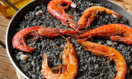 Spanish arroz negro dish
