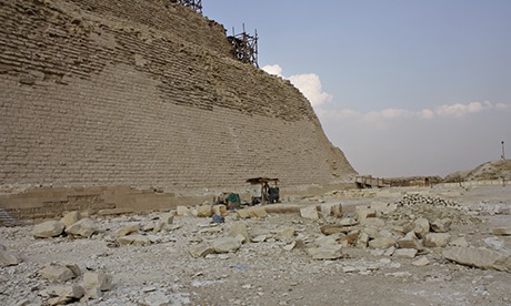 A closer up view of the Pyramid base.