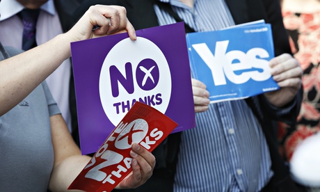 Supporters for Yes and No campaigns in Scotland
