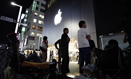 Apple's new iPhone 6 launch Tokyo