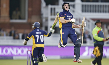 Durham v Warwickshire 