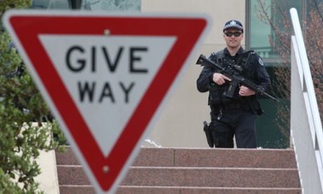 Upgraded security measures around the Ministerial wing of Parliament House, Canberra this afternoon Wednesday 24th September 2014. Photograph by Mike Bowers for Guardian Australia. #politicslive