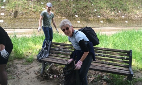 Volunteer cleanup sponsored by Tevereterno and Retake
