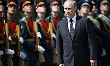 Vladimir Putin attends a WWII ceremony