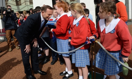 Tony Abbott meets schoolchildren in Canberra