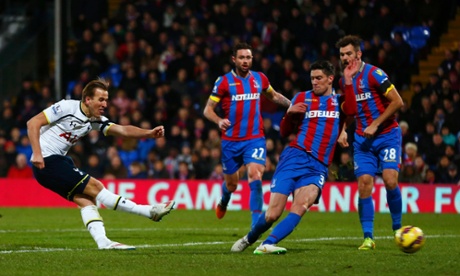 Harry Kane slams the ball home to give Spurs the lead