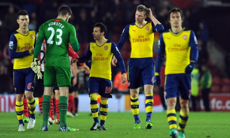 A DEJECTED PER MERTESACKER OF ARSENAL AT THE END OF THE GAME SOUTHAMPTON V ARSENAL SOUTHAMPTON V ARSENAL, BARCLAYS PREMIER LEAGUE ST MARY'S STADIUM, SOUTHAMPTON, ENGLAND 01 January 2015 GAV86549 BARCLAYS PREMIER LEAGUE 01/01/2015 WARNING! This Photograph May Only Be Used For Newspaper And/Or Magazine Editorial Purposes. May Not Be Used For Publications Involving 1 player, 1 Club Or 1 Competition Without Written Authorisation From Football DataCo Ltd. For Any Queries, Please Contact Football DataCo Ltd on +44 (0) 207 864 9121Football Orientation Vertical General view