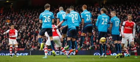 Alexis Sanchez scores the third.