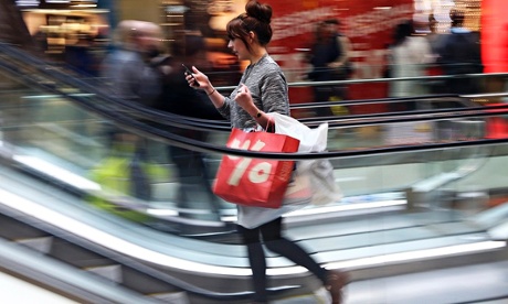 Deflation - clothing and footwear 