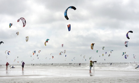 Kitesurfing in St Peter Ording, Germany