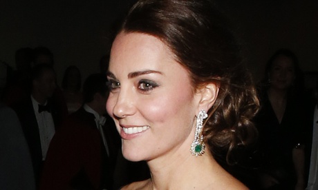 Kate: doesn’t throw her frocks away after one outing. Amazing.