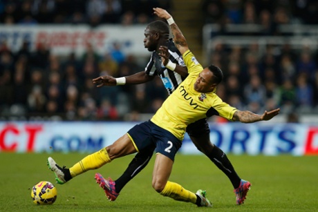 Southampton's Nathaniel Clyne challenges Moussa Sissoko.
