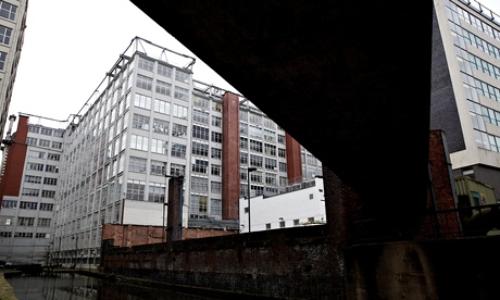 The Manchester Modernist Society leads tours around the city centre.