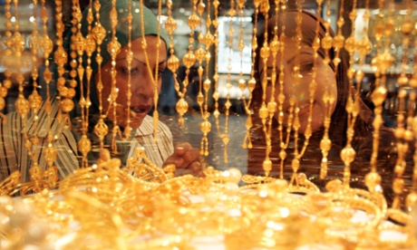 Women shopping for gold