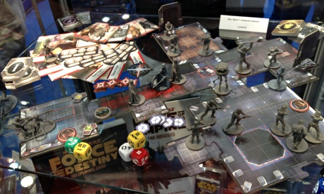 Star Wars: Imperial Assault comes packed with miniatures familiar to all fans of the films.