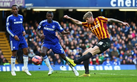 Jonathan Stead fires Bradford City back into contention, they're only one goal behind now.