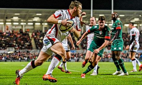 Ulster's Darren Cave running in to score his side's opening try of the match against Leicester