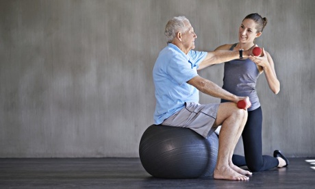 Occupational therapist helps older person