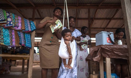 MDG : GAVI clinic at market in Ghana