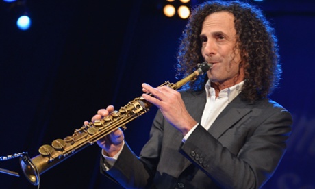 Saxophonist Kenny G performing in 2014