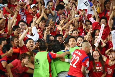 Drama at the ANZ Stadium as South Korea celebrate the injury time equaliser.
