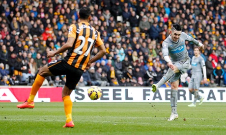Remy Cabella drills home the first goal for Newcastle.