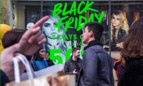 A shopfront on Oxford Street advertising Black Friday discounts