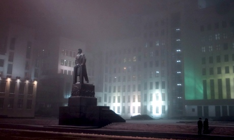 Lenin statue in Minsk